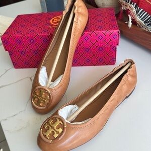 TORY BURCH Multi Logo Goat Leather Ballet
Shoes - Tan